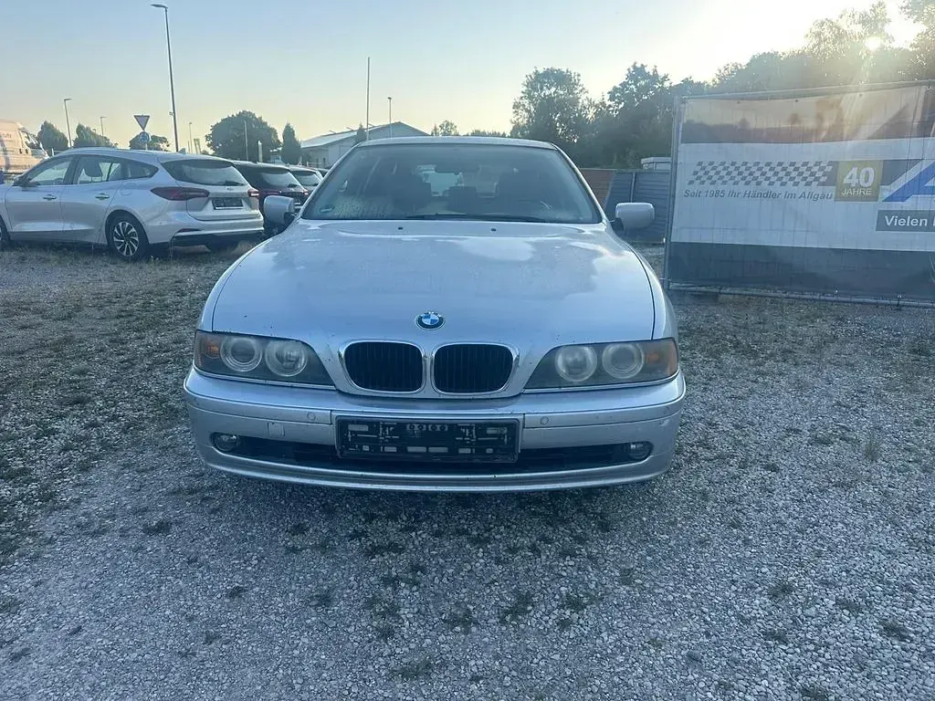 Gebraucht BMW 525 Exclusive 163 PS (119 kW) 2003 Silber Kombi