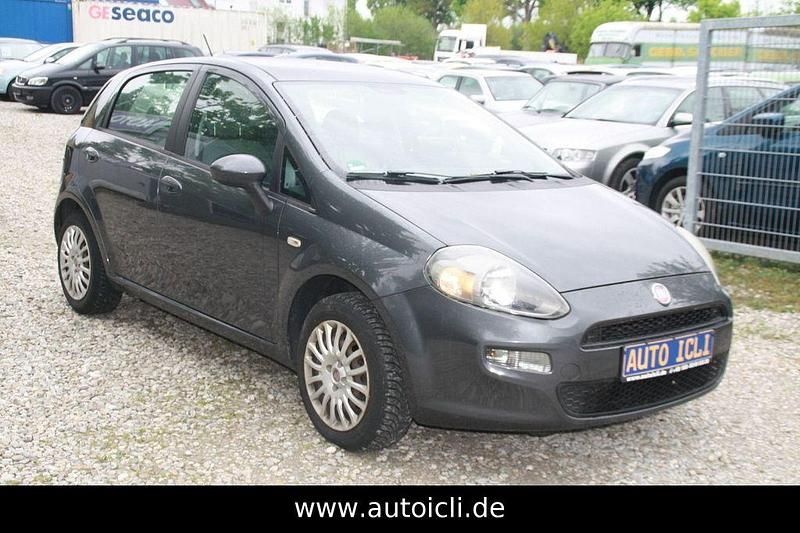 Gebraucht Fiat Punto 69 PS (50 kW) 2012 Grau Kleinwagen
