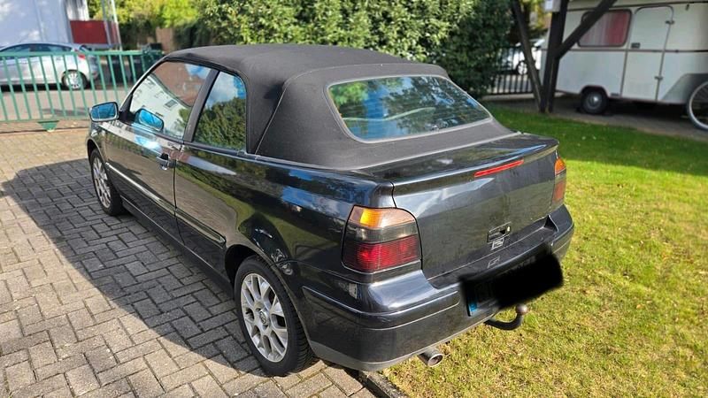 Gebraucht VW Golf Cabriolet Highline 115 PS (84 kW) 1999 Schwarz Cabrio