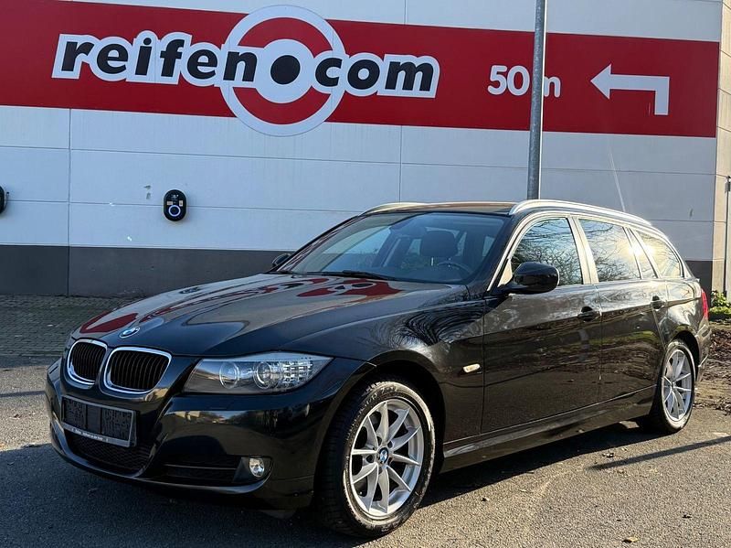 Gebraucht BMW 318 Performance 143 PS (105 kW) 2010 Schwarz Kombi