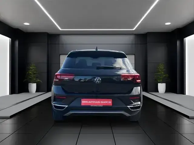 Gebraucht VW T-Roc Sportline 190 PS (139 kW) 2020 Deep black SUV