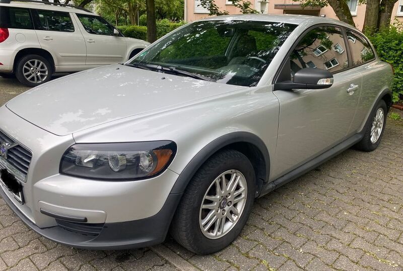 Silber Gebraucht 2007 Volvo C30 Kleinwagen | 1.800 € (Fairer Preis) - Bild 1/4