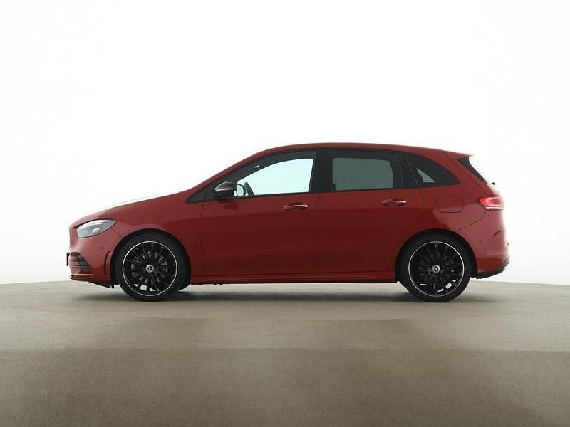 Gebraucht Mercedes B250e AMG 218 PS (160 kW) 2022 Rot Van / Kleinbus