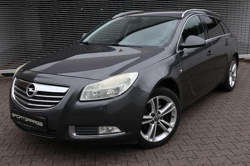 Gebraucht Opel Insignia Edition 140 PS (102 kW) 2009 Grau Kombi