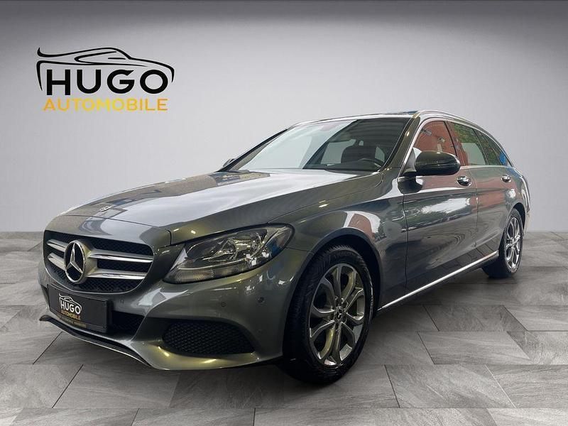 Grau Gebraucht 2017 Mercedes C180 Limousine | 12.490 € (Superpreis) - Bild 1/4