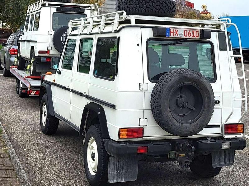 Reinweiss Gebraucht 2005 Mercedes G270 SUV | 77.950 € - Bild 1/2