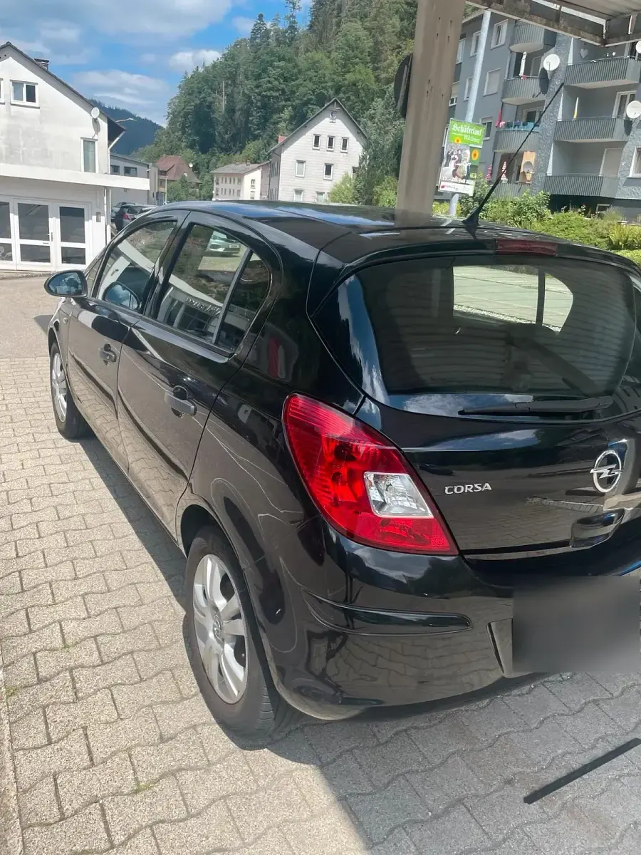 Gebraucht Opel Corsa 86 PS (63 kW) 2013 Schwarz Kleinwagen