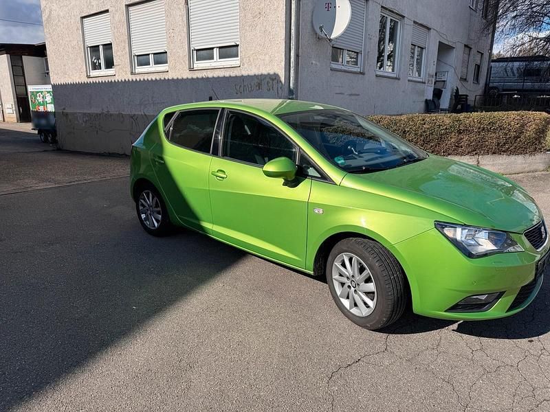 Gebraucht Seat Ibiza Style 70 PS (51 kW) 2013 Grün Kleinwagen