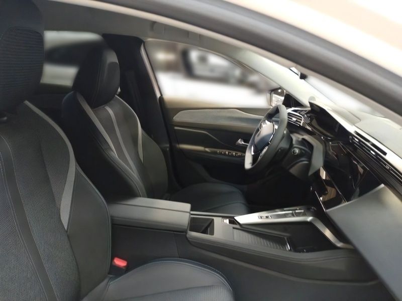 Gebraucht Peugeot 308 SW Allure 131 PS (96 kW) 2023 Weiß Kombi