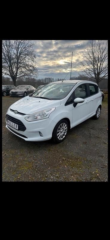 Gebraucht Ford B-MAX Trend 101 PS (74 kW) 2016 Weiß Van / Kleinbus