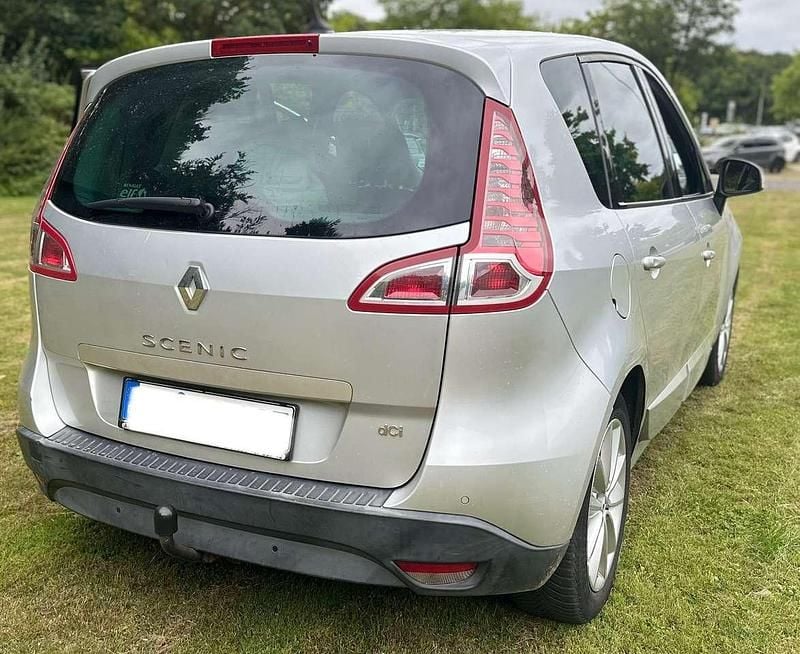 Gebraucht 2011 Renault Scénic III Van / Kleinbus | 2.899 € (Superpreis) - Bild 1/4