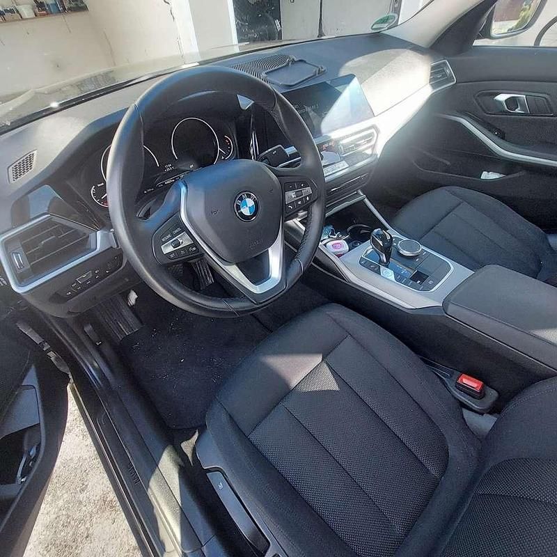 Gebraucht BMW 320 190 PS (139 kW) 2020 Limousine