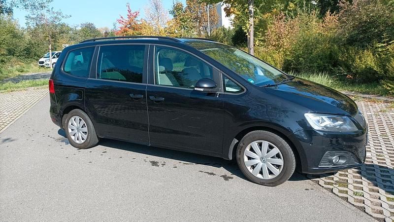 Schwarz Gebraucht 2011 Seat Alhambra Van / Kleinbus | 6.200 € (Superpreis) - Bild 1/4