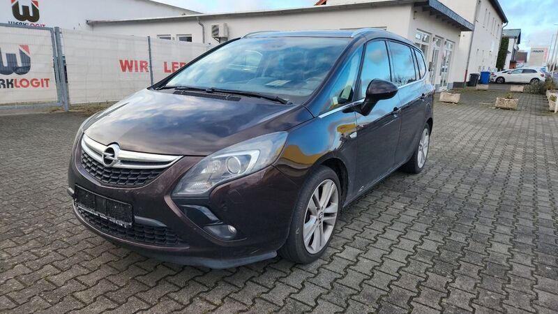 Braun Gebraucht 2013 Opel Zafira Tourer Innovation Van / Kleinbus | 5.650 € (Guter Preis) - Bild 1/4