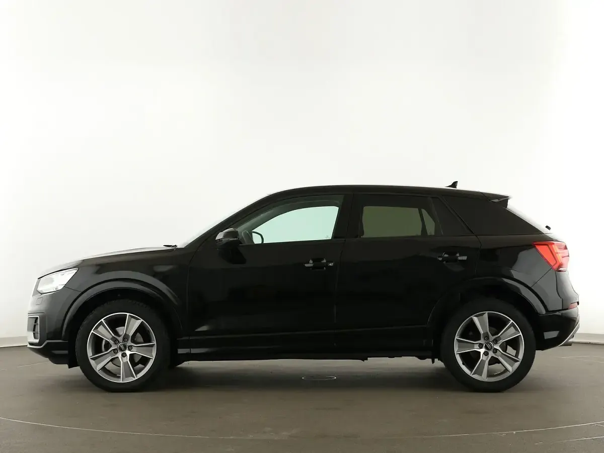 Gebraucht Audi Q2 Sport 150 PS (110 kW) 2020 Schwarz SUV