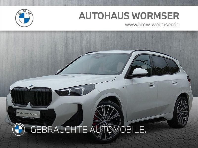 Mineralweiß Gebraucht 2024 BMW X1 M Sport SUV | 53.380 € - Bild 1/4