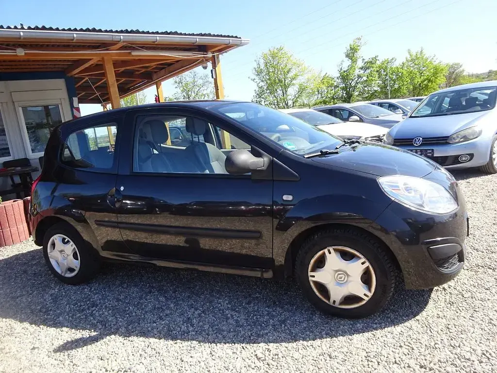 Usata Renault Twingo Expression 76 CV (55 kW) 2007 Nero Utilitaria