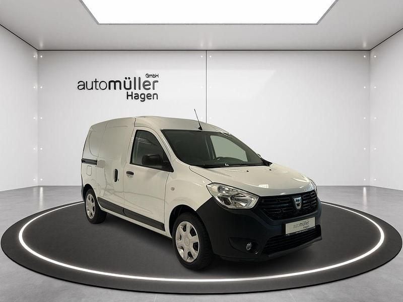 Gletscherweiss Gebraucht 2019 Dacia Dokker Essentiel Van | 7.990 € (Guter Preis) - Bild 1/4