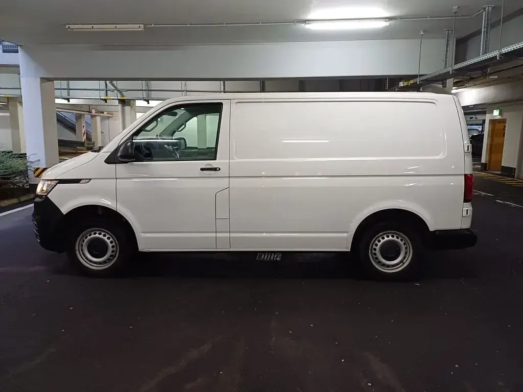 Używany VW Transporter 150 KM (110 kW) 2021 Biały Van