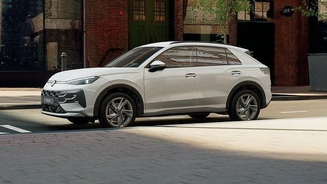 Gebraucht VW T-Roc Life 150 PS (110 kW) 2025 Pure white uni SUV