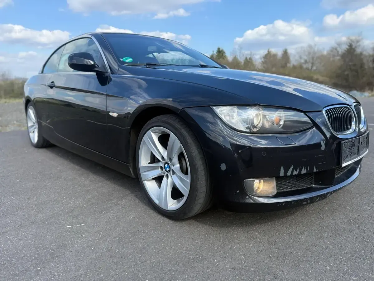 Gebraucht BMW 330 Cabriolet 272 PS (200 kW) 2009 Schwarz Cabrio