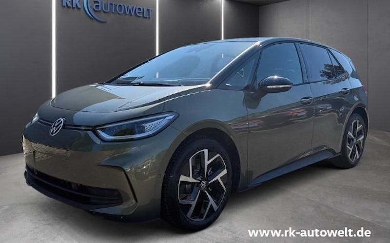 Grün Neu 2025 VW ID.3 Pro Kleinwagen | 45.965 € - Bild 1/4
