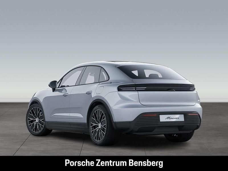 Neu Porsche Macan 4 Electric 300 kW (408 PS) 2026 Silber SUV