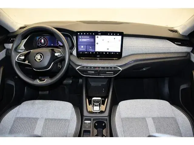 Gebraucht Skoda Octavia Selection 150 PS (110 kW) 2024 Schwarzmagic perleffekt Kombi
