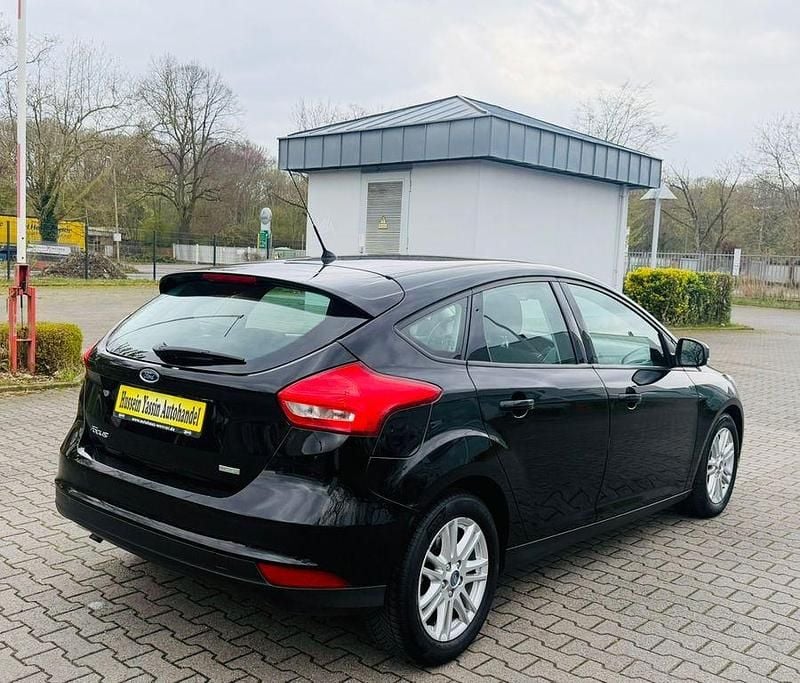 Używany Ford Focus Business Edition 125 KM (91 kW) 2017 Czarny Sedan/Limuzyna