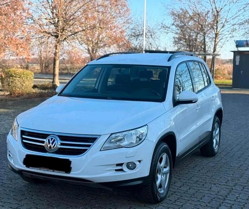 Weiß Gebraucht 2008 VW Tiguan SUV | 6.700 € - Bild 1/4
