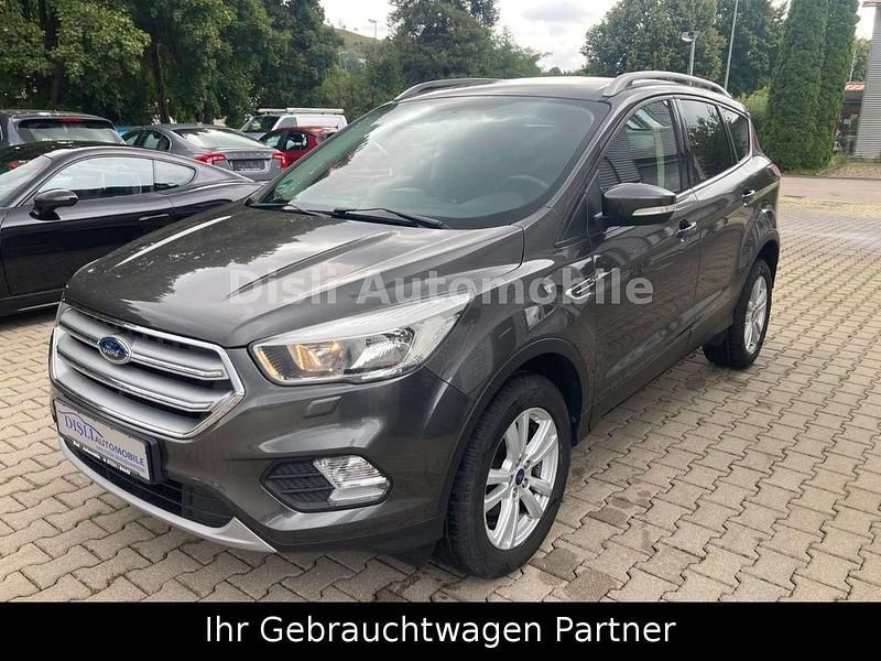 Usata Ford Kuga Trend 150 CV (110 kW) 2018 Grigio SUV