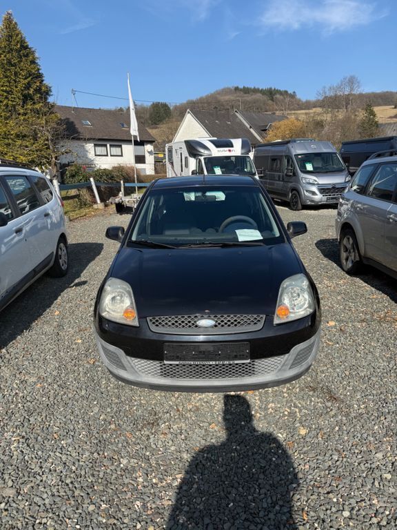 Schwarz Gebraucht 2006 Ford Fiesta Kleinwagen | 2.690 € (Teuer) - Bild 1/4
