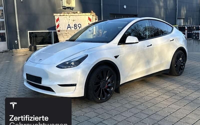 Weiß Gebraucht 2023 Tesla Model Y Performance SUV | 40.800 € (Fairer Preis) - Bild 1/4