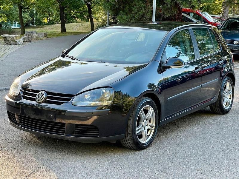 Schwarz Gebraucht 2004 VW Golf V Trendline Limousine | 1.480 € (Fairer Preis) - Bild 1/4