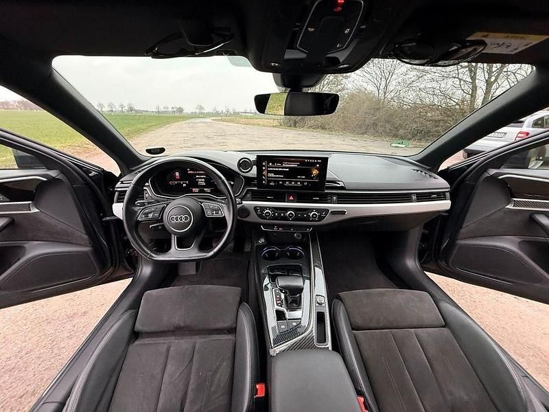 Gebraucht Audi A4 Advanced 163 PS (119 kW) 2021 Schwarz Kombi