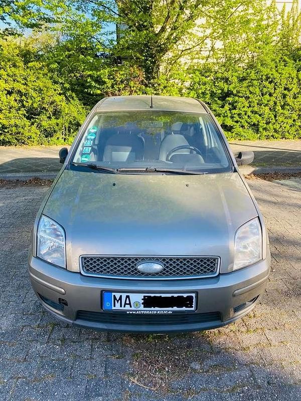 Gebraucht Ford Fusion 80 PS (58 kW) 2003 Gold Kleinwagen