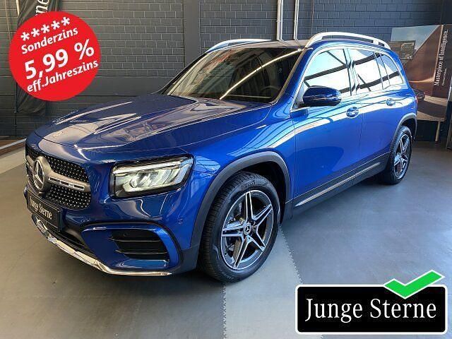 Spektralblau Gebraucht 2024 Mercedes GLB200 AMG SUV | 41.780 € (Etwas zu teuer) - Bild 1/4