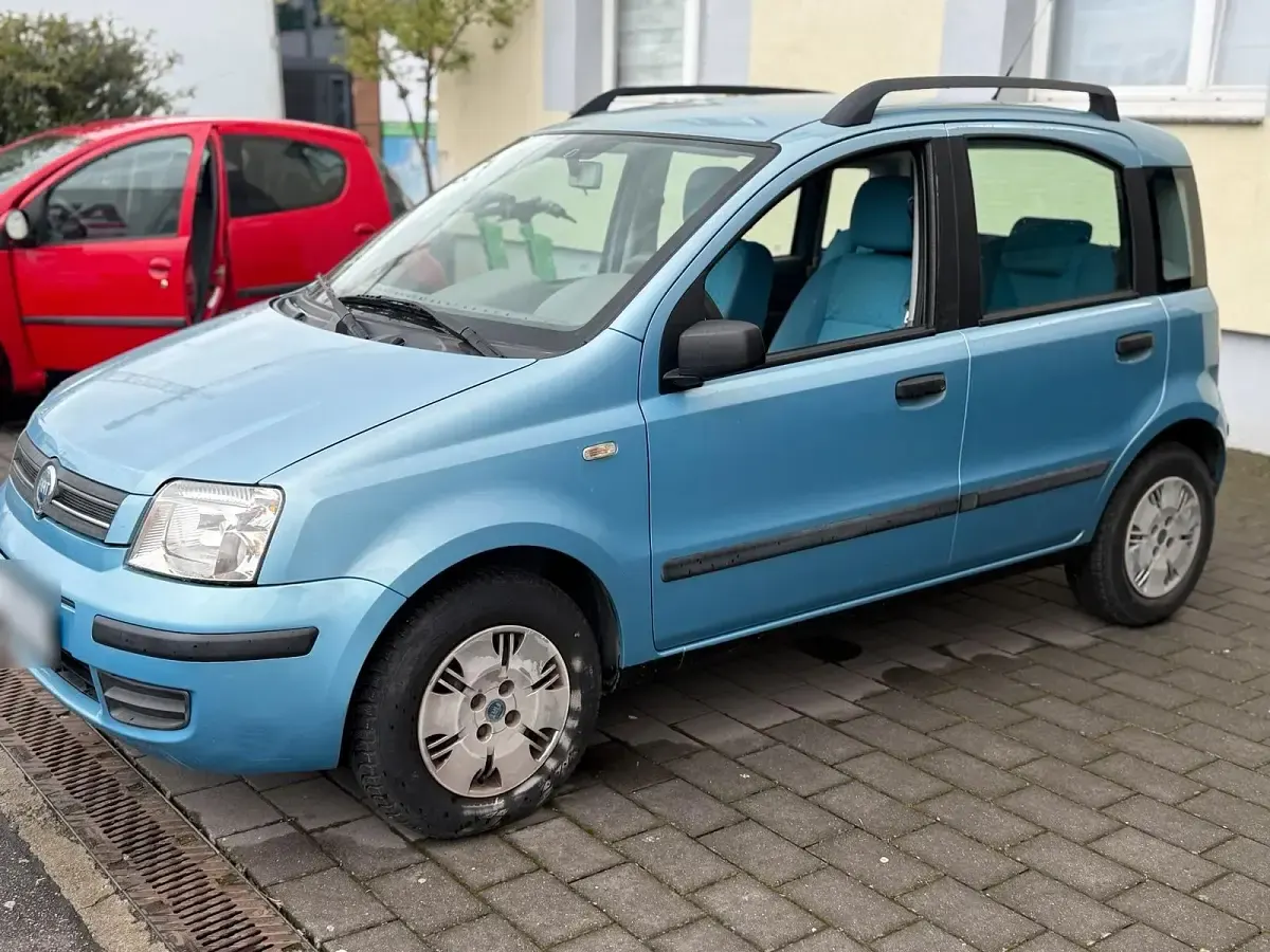 Używany Fiat Panda 59 KM (43 kW) 2003 Niebieski Hatchback