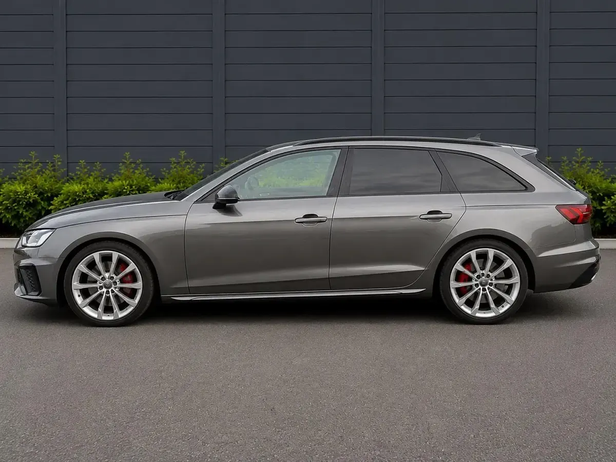 Gebraucht Audi A4 Edition .1 190 PS (139 kW) 2020 Grau Kombi