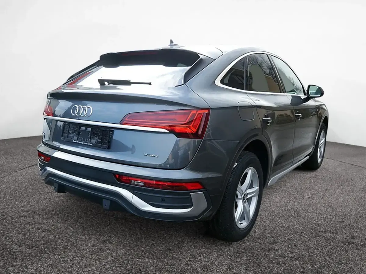 Gebraucht Audi Q5 Sportback S-Line 204 PS (150 kW) 2023 Daytonagrau perleffekt SUV
