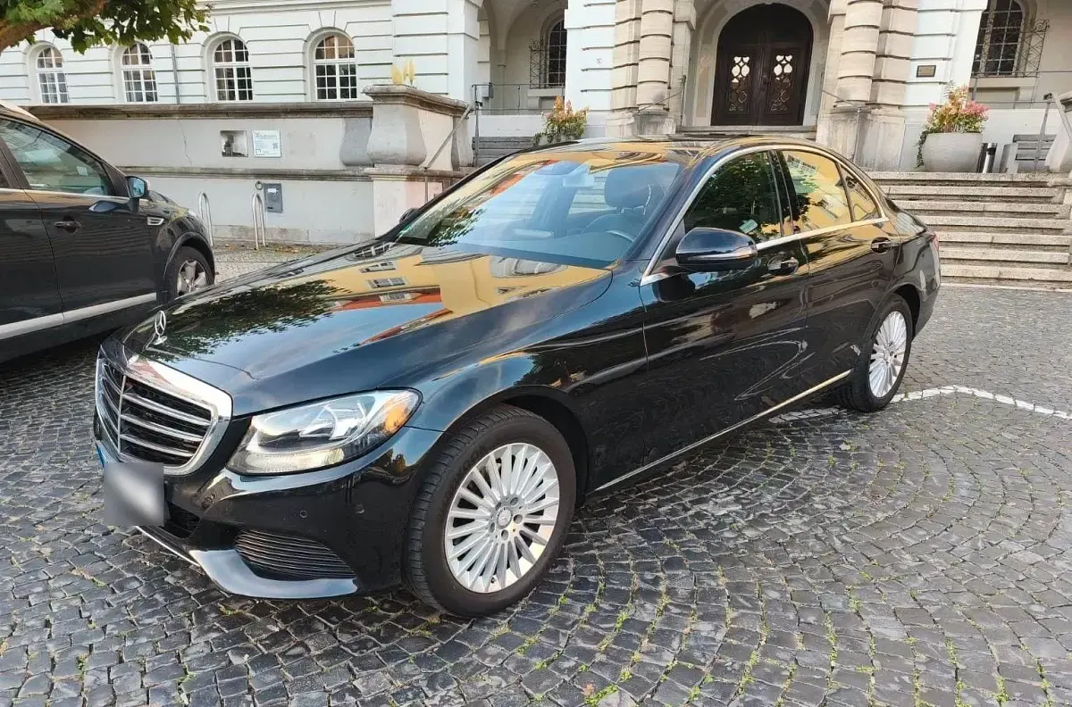 Gebraucht Mercedes C220 Exclusive 170 PS (125 kW) 2016 Schwarz Limousine