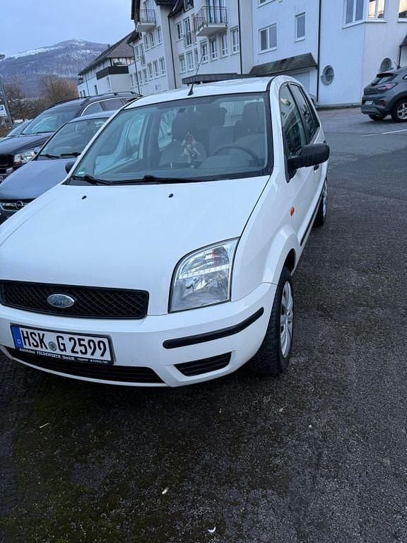 Gebraucht Ford Fusion 80 PS (58 kW) 2005 Weiß Kleinwagen