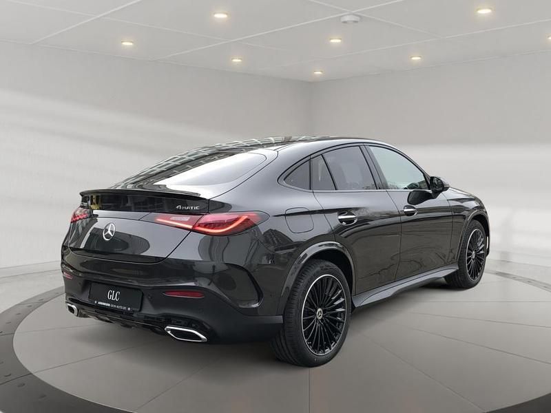 Gebraucht Mercedes GLC300 AMG 258 PS (189 kW) 2024 Grau Coupé