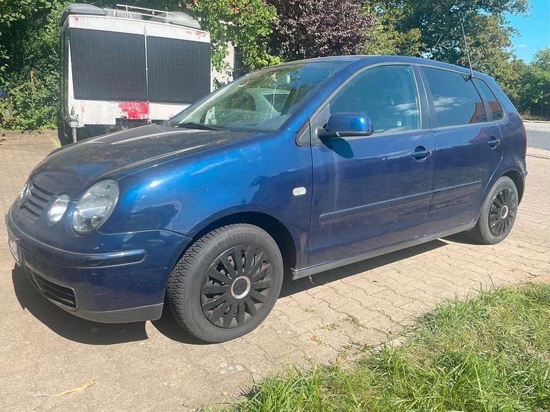 Blau Gebraucht 2005 VW Polo Limousine | 1.700 € (Guter Preis) - Bild 1/4