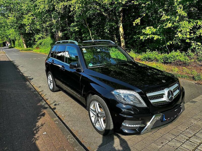 Schwarz Gebraucht 2012 Mercedes GLK350 AMG SUV | 16.911 € (Guter Preis) - Bild 1/4