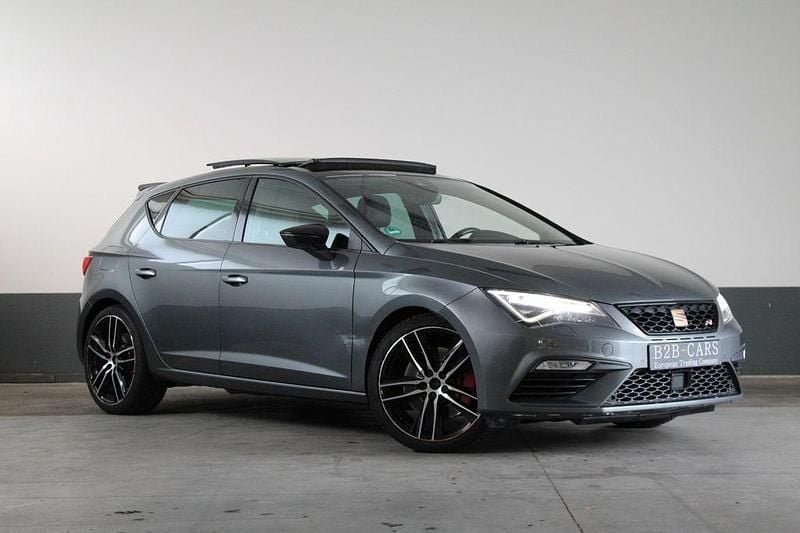 Grau Gebraucht 2017 Cupra Leon Limousine | 15.900 € (Fairer Preis) - Bild 1/4