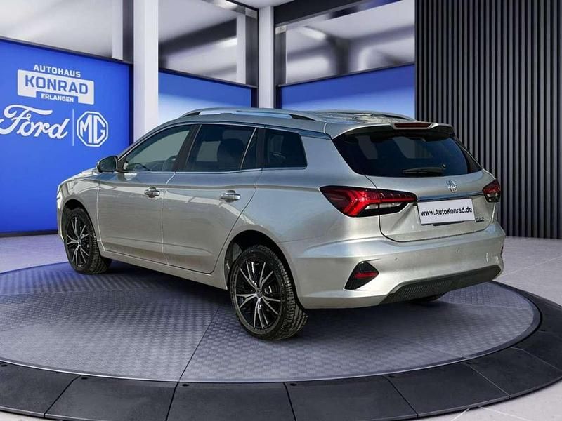 Gebraucht MG MG5 EV Luxury 130 kW (177 PS) 2022 Medal silver metallic Kombi