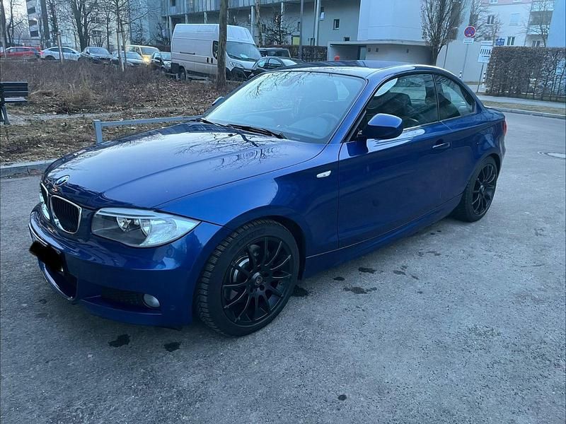 Gebraucht BMW 123 Coupé 204 PS (150 kW) 2012 Blau Coupé