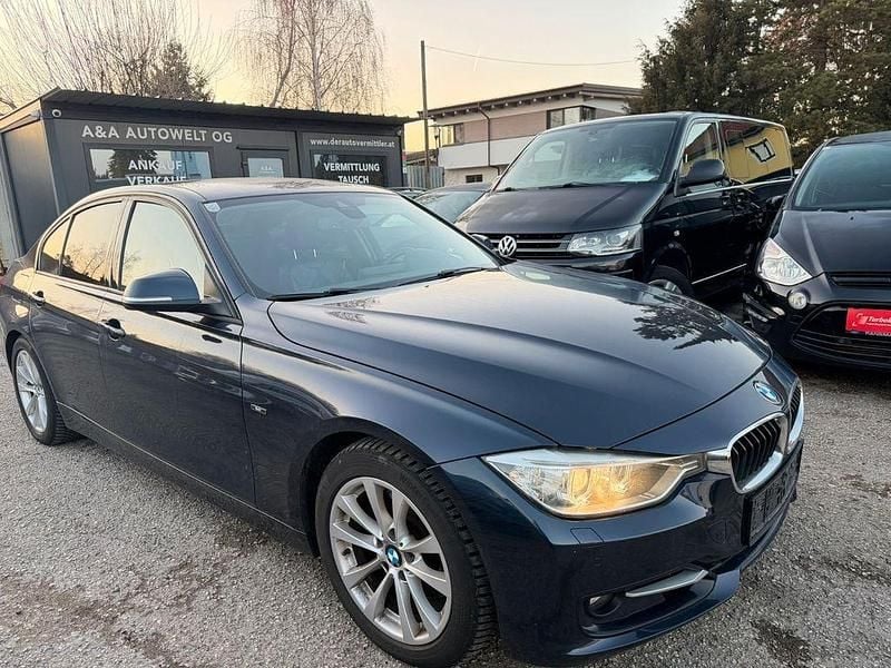 Second-hand BMW 328 245 CP (180 kW) 2012 Albastru Berlinǎ