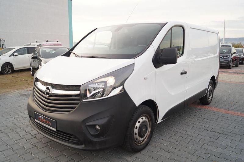 Gebraucht Opel Vivaro 118 PS (86 kW) 2018 Weiß Van / Kleinbus